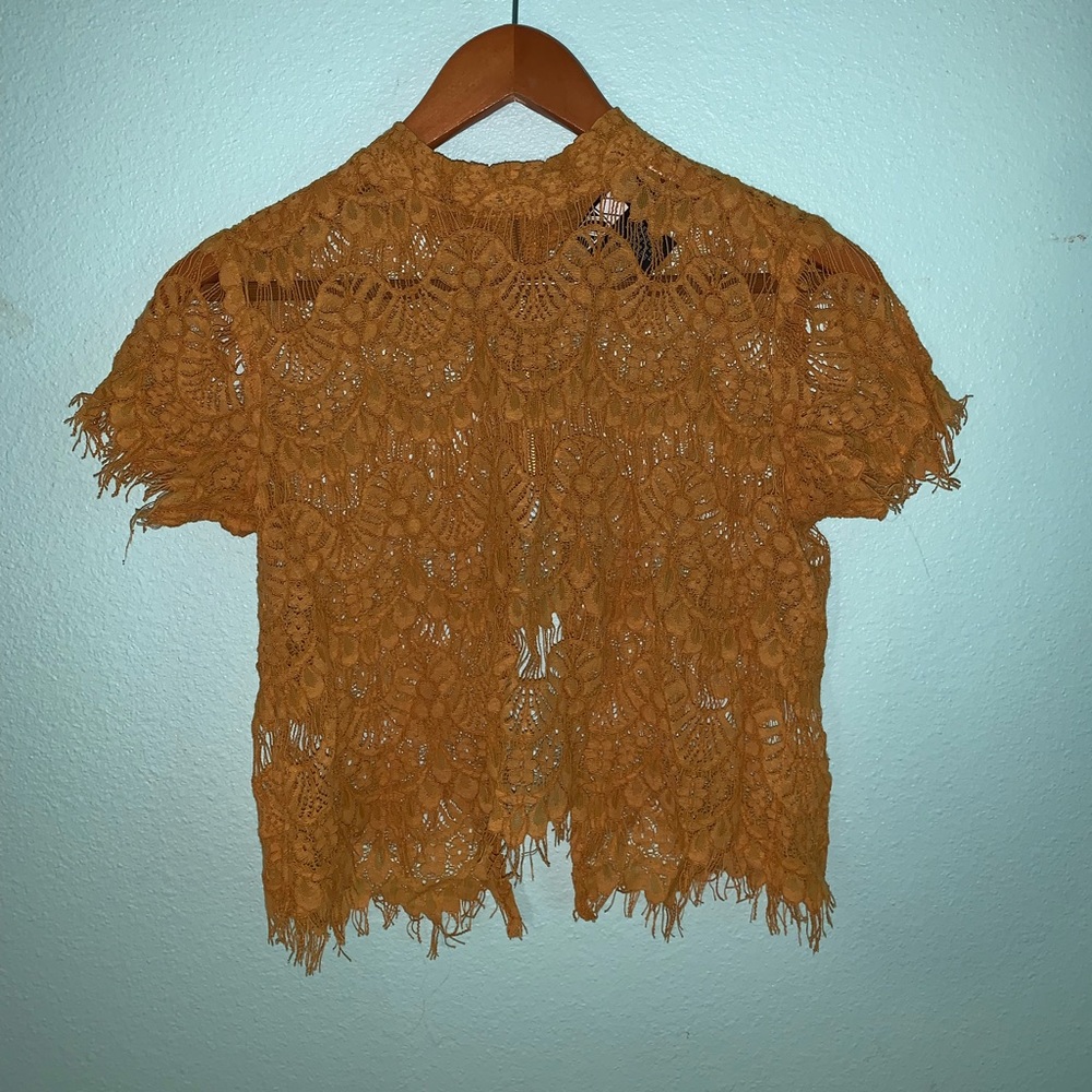 Yellow flare top with open back